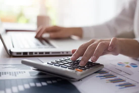 When Is It Time for Your Small Business to Outsource Accounting?